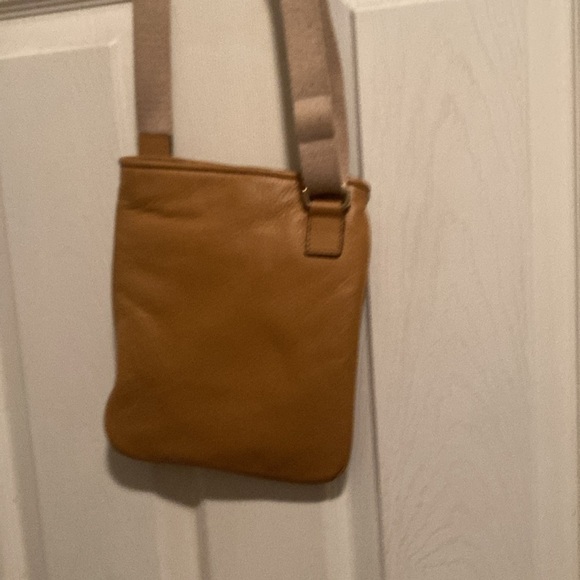Michael Kors Small Crossbody - Picture 5 of 9